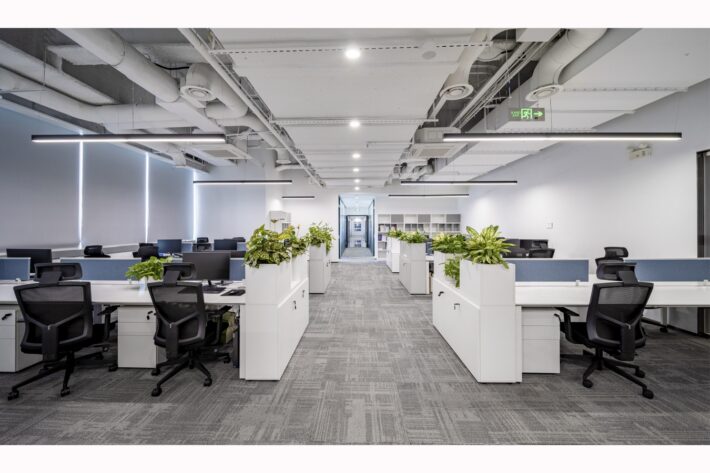Gold Winner | Office Space Interior Design of CR15UCD | CHINA RAILWAY ...